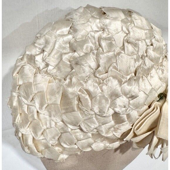 Vintage Ivory Satin Cocktail Hat‎ Luci Puci Floral Church Derby 1950s main image 6